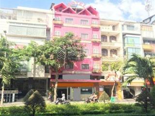 Hàng kín bán gấp tòa nhà mt phan xích long 8x18m kết cấu 4 tầng hđ 150 giá 63 tỷ có thang máy