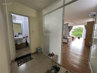 Bà cô nhờ bán toà nhà 6 tầng mt nguyễn chí thanh, gần trung tâm hành chính