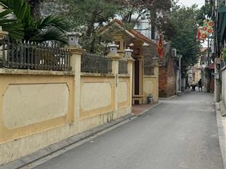 Hiếm có khó tìm. chỉ loanh quanh 4 tỷ sở hữu 47m văn thượng sát vin cổ loa, cầu tứ liên, giá đầu tư