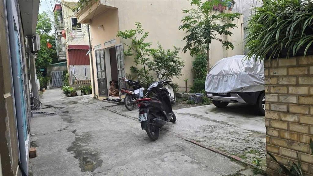 Hiếm có khó tìm. chỉ 4,8 tỷ sở hữu 41m2 đông ngàn ô tô đỗ cửa, sát vin cổ loa, cầu tứ liên