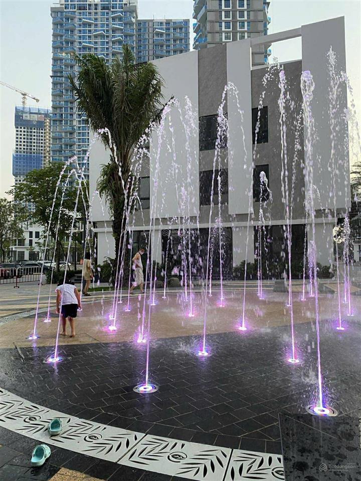 Cho thuê căn hộ 3 ngủ cao cấp  sky oasis s2, ecopark view sông hồng tuyệt đẹp