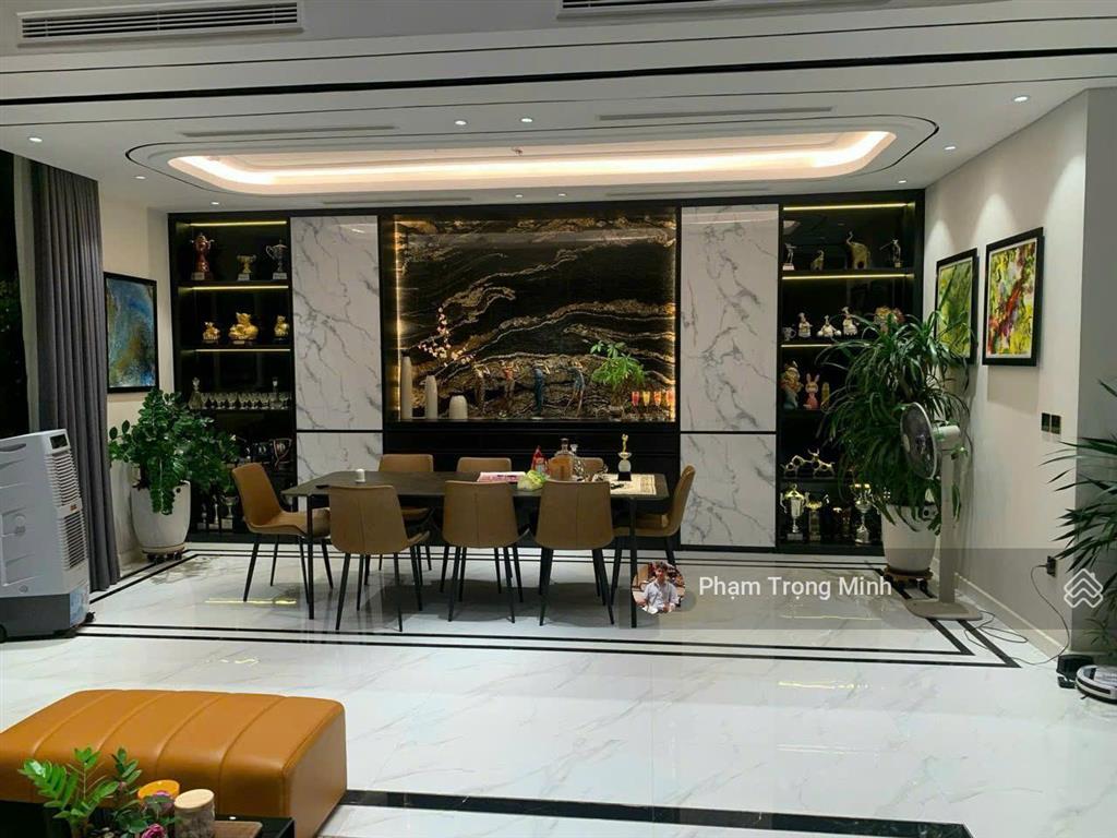 Gia đình mình bán penhouse 280m2 thông tầng giá 35 tỷ, sân vườn rộng tại mỹ đình pearl