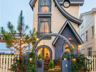 Bán villa sân vườn đà lạt thiết kế hiện đại kiểu châu âu tiện nghỉ dưỡng kinh doanh