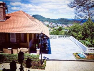 Biệt thự khe sanh view đẹp thuận tiện nghỉ dưỡng kinh doanh du lịch tại đà lạt