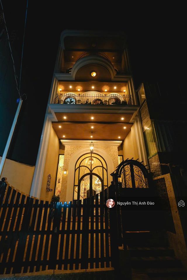 Căn biệt thự mini phong cách châu âu hoàn công giữa trung tâm đà lạt đường nguyễn trung trực