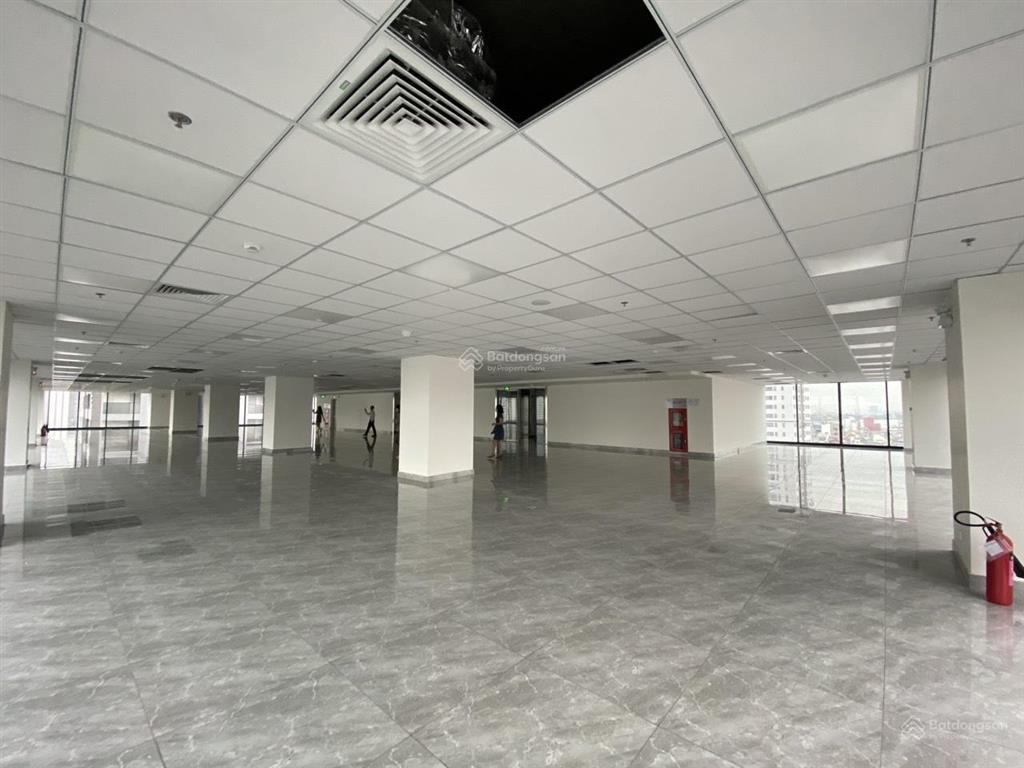 Cho thuê văn phòng cực rẻ quận 1 đường nguyễn văn thủ, 500m2  150 tr/tháng,  0971 079 ***