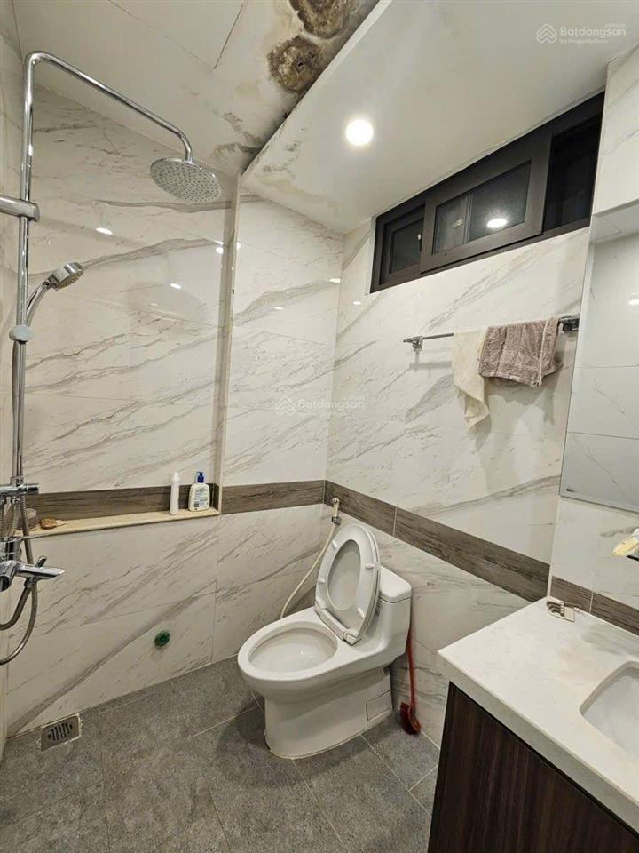 Cần bán nhanh nhà phố nhật chiêu tây hồôtô qua nhà  nhà mới ở ngay6 tầng 30m ra phố0 có căn t2