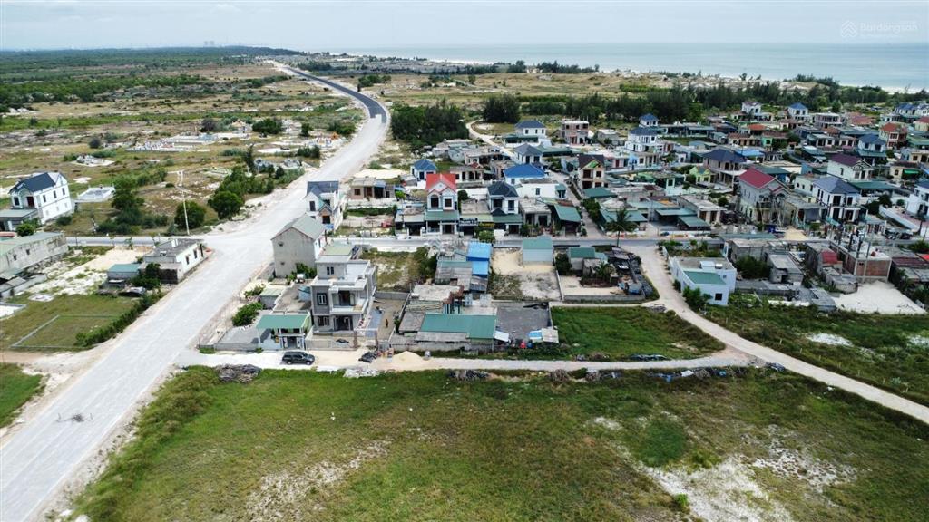 Đường ven biển hải ninh. flc quảng bình