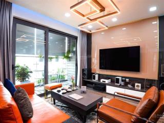 Tôi chính chủ bán gấp căn góc 3 phòng ngủ, 96m2 chung cư golden west full nội thất đẹp