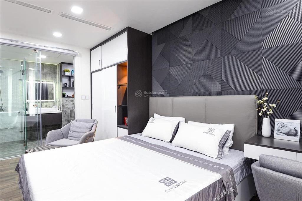 Tôi chính chủ cần bán căn góc 77m, 2 ngủ chung cư fivestar garden full nội thất đẹp