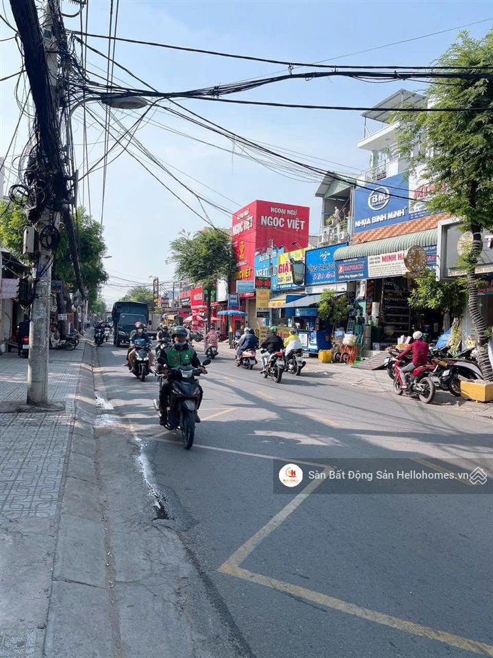 Bán nhà cấp 4 sổ hồng riêng 5x14m, hẻm 5m, gần nguyễn văn quá quận 12 giá 4.45 tỷ