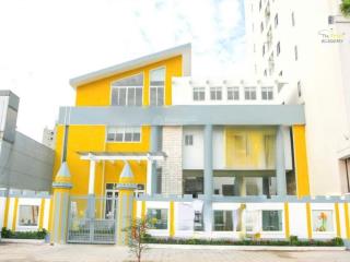 Mặt bằng lý tưởng cho văn phòng  trường học  nhà hàng quán ăn 400m2  sàn hẻm lớn cmt8, q3