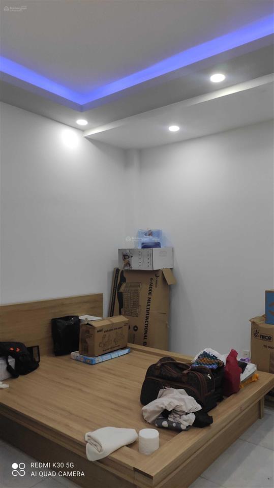 Nhà hẻm thông xe tải dương quảng hàm, p5 đối diện chung cư k26  dt 4x15m, 1 trệt 3 lầu 8 tỷ