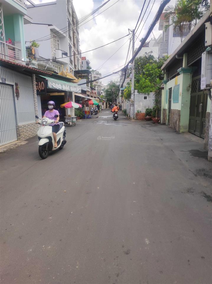 Hot  nhà hẻm nhựa 8m thông dương quảng hàm p6 dt 4x20m 1 tr 2 lầu ko lộ giới vuông vức  9 tỷ