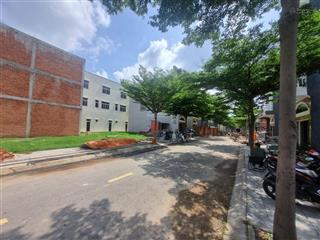 Hiếm bán  sót lại lô 3 tỷ 4x16m khu icon central. khu đô thị kiểu mẫu trung tâm dĩ an. 0902 946 ***