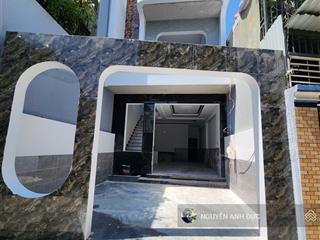 Nhà mới xây 92m2  5.1x18.6m gần vincom dic an và chợ xóm vắng.  sớm 0902 946 ***