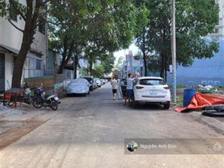 Đất kinh doanh được 4*18.5 trung tâm dĩ an  ngay chân cc bcon  0902 946 ***