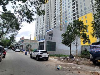Đất phường dĩ anhcm 4*18.8 ngay chân căn hộ bcon  trung tâm kinh doanh.  0902 946 ***