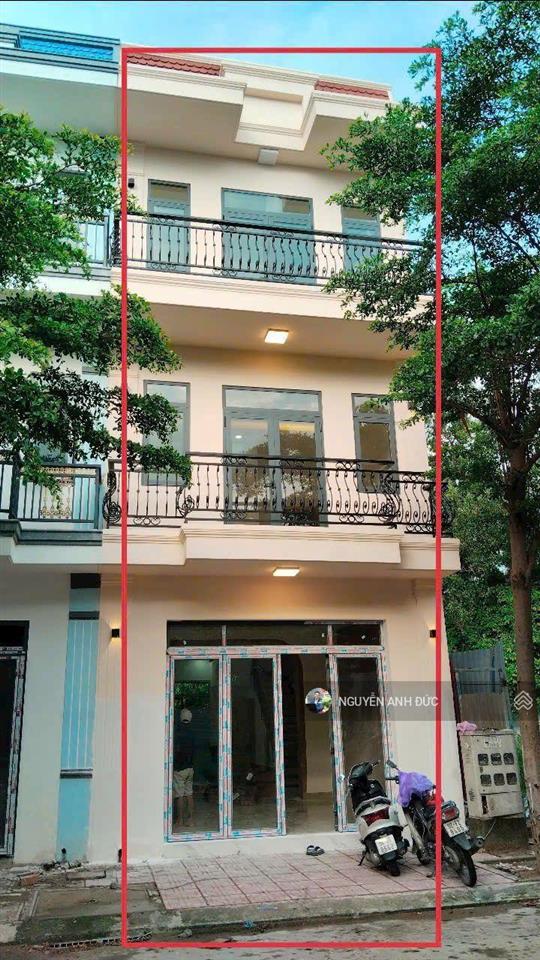 Nhà cực rẻ chỉ 3.9 tỉ ngay gần vòng xoay an phú. 3 tầng 5*12 đường nhựa vỉa hè cây xanh.
