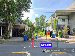 Rẻ! bán đất chỉ 2.85 tỷ. kdc đất mới. đường nhựa vỉa hè tiện xây ở. 5*14m 70m2 giá rẻ nhất khu