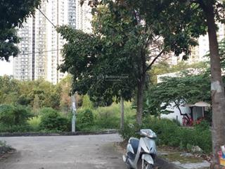 Chính chủ cần bán gấp căn nhà 1t1l 1tum đường lò lu 3pn3wc sổ hồng riêng giá cực tốt đầu tư
