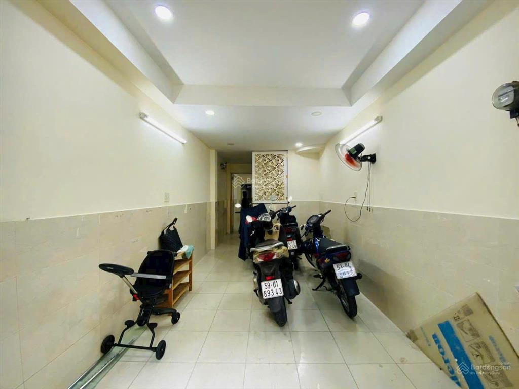 Bán gấp nhà hẻm 4m vĩnh viễn p4 quận 10 diện tích 3.1 x 12 37m2 5 tầng sân thượng giá 9 tỷ tl