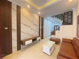 Nhà mới  đẹp  ở ngay  32m2x 5 tầng  chỉ 4.95 tỷ  tam trinh  hoàng mai  0968 542 *** (zalo)