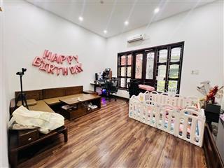 Có 102! hàng f0  phân lô  kinh doanh vỉa hè  ô tô tránh  gần các trường đại học lớn  khu vip