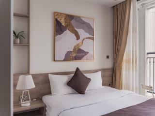 Chủ nhà gửi bán ch studio 30m2  bc đông bắc  view công viên full nt vinhomes greenbays