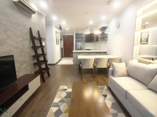 Duy nhứt căn hộ view sông tại the gold view 2pn2wc có ban công đủ nội thất đẹp bán nhanh trong tuần
