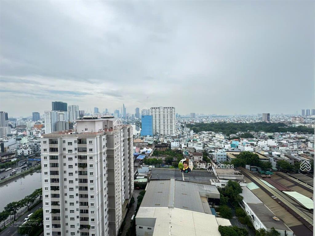 Pihomes độc quyền cho thuê 1 căn hộ đẹp nhất chỉ 23tr ở the gold view vừa trống nhà mới đẹp cao cấp