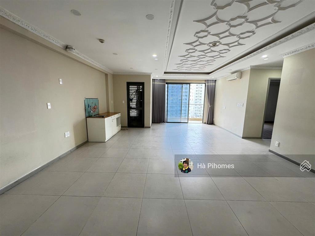 Cho thuê văn phòng kết hợp ở officetel hàng hiếm dt sàn 117m2 tại the gold view, bến vân đồn