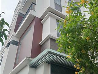 Hiếm bán nhà oto đỗ cửa ngày đêm, quận 7 giá 8,5 tỷ