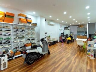 Bán chdc cao cấp, quận 4 giá 7,95 tỷ