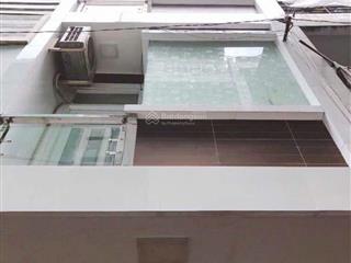 Hiếm bán nhà 4 tầng khu 20 thước, q4 chỉ 4,7 tỷ