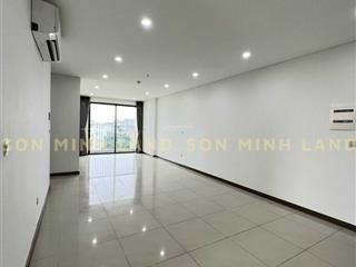 Cần cho thuê căn diện tích lớn 138m2 nt cơ bản (bếp, rèm, máy lạnh) decor theo sở thích quý khách