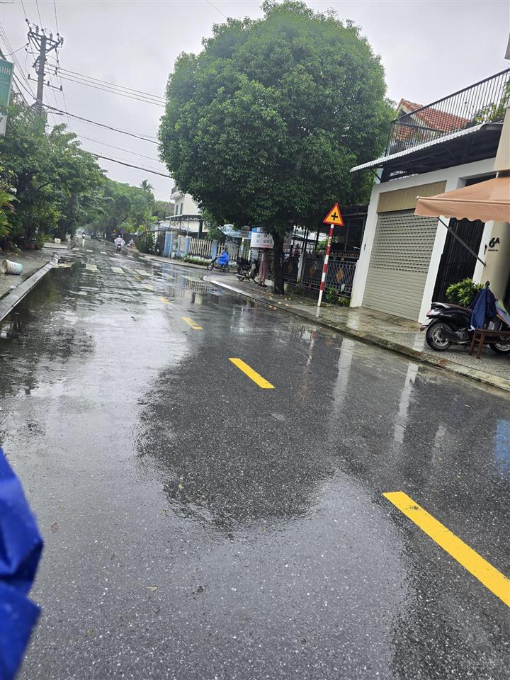 Chủ hiền như cô giáo nên bán gấp homestay giá chỉ 6 tỷ 3 mà được nguyên căn 4 tầng luôn á trời