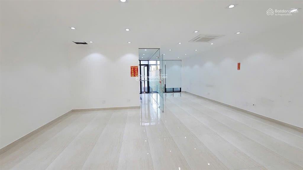 Bán nhà mt đường d1 kdc himlam tân hưng q7. dt 7.5x20m. giá chốt 70 tỷ