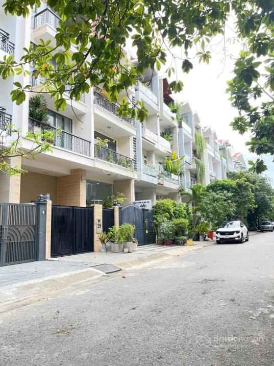 Bán nhà kdc himlam tân hưng q7. dt 5x20m. giá 28 tỷ