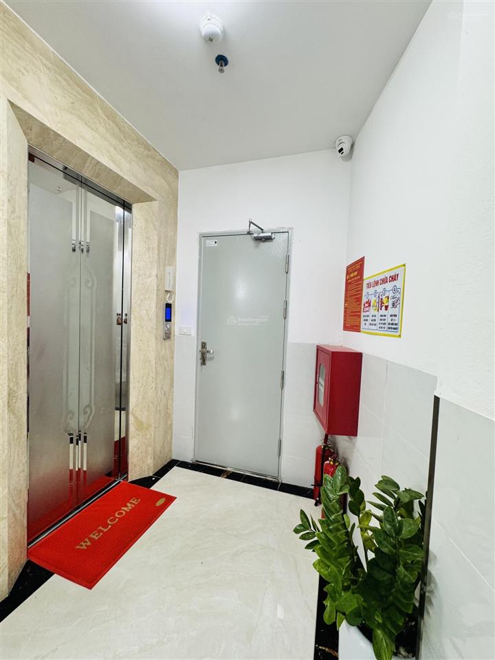 Cho thuê ccmn mới  full nội thất  có ban công giặt phơi riêng từng phòng  cạnh đại sứ quán hàn