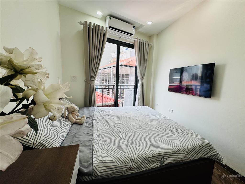 Cho thuê ccmn mới  full nội thất  có ban công giặt phơi riêng từng phòng  cạnh đại sứ quán hàn