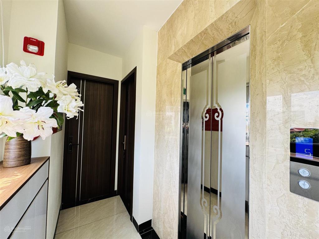 Cho thuê ccmn mới  full nội thất  có ban công giặt phơi riêng từng phòng  cạnh đại sứ quán hàn