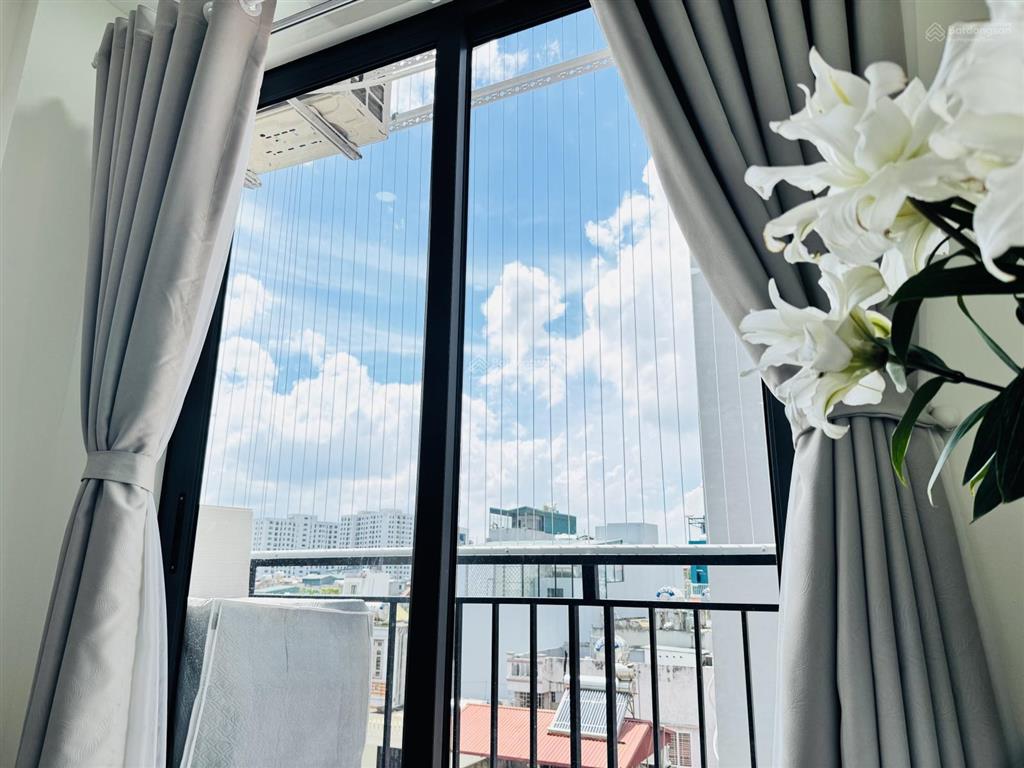 Cho thuê ccmn mới  full nội thất  có ban công giặt phơi riêng từng phòng  cạnh đại sứ quán hàn