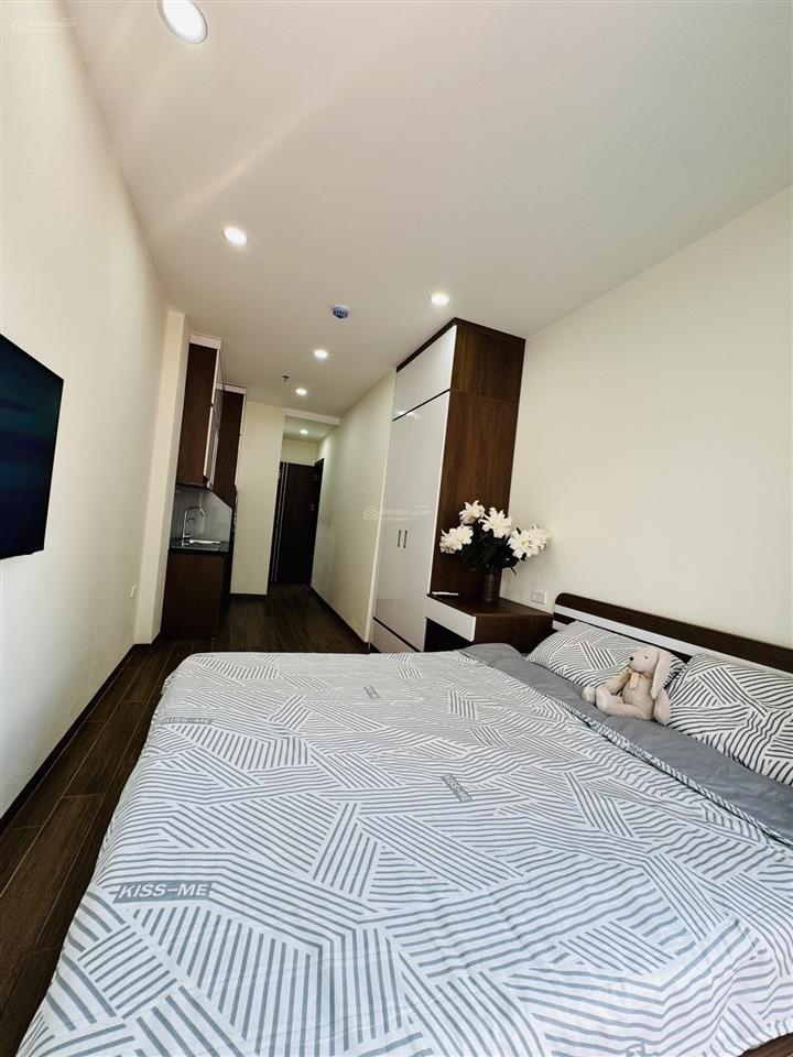 Cho thuê ccmn mới  full nội thất  có ban công giặt phơi riêng từng phòng  cạnh đại sứ quán hàn