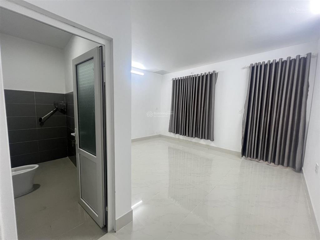 Cho thuê nhà 1 lầu khu đô thị tây bắc, phường rạch giá, an giang. ngay công viên, 2 phòng ngủ