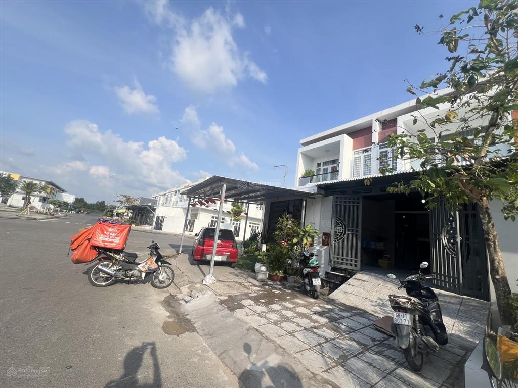 Cho thuê nhà 1 lầu khu đô thị tây bắc, phường rạch giá, an giang. ngay công viên, 2 phòng ngủ