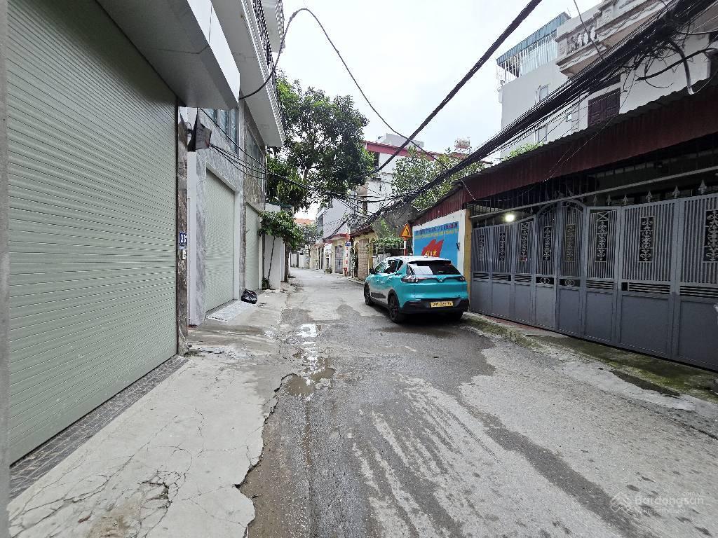 Chỉ hơn 10 tỷ, bán nhà thạch bàn, oto tránh, 7 tầng full nội thất, gara, thang máy