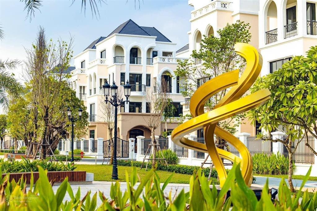 Chính chủ cắt lỗ góc 3 mặt thoáng dự án opus one uông bí