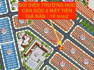 Góc 2 mặt tiền, đối diện trường học, có sổ đỏ giá 1xtr/m2