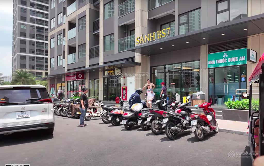 Shophouse dòng tiền cho thuê 30tr/tháng sổ hồng lâu dài giá bán cắt lỗ